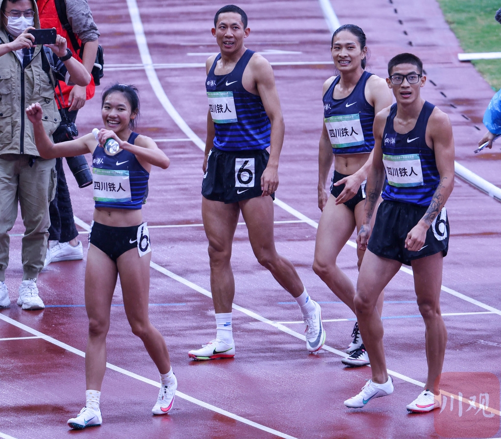 全运会：四川队男女4X400决赛创造新的全国纪录(图5)